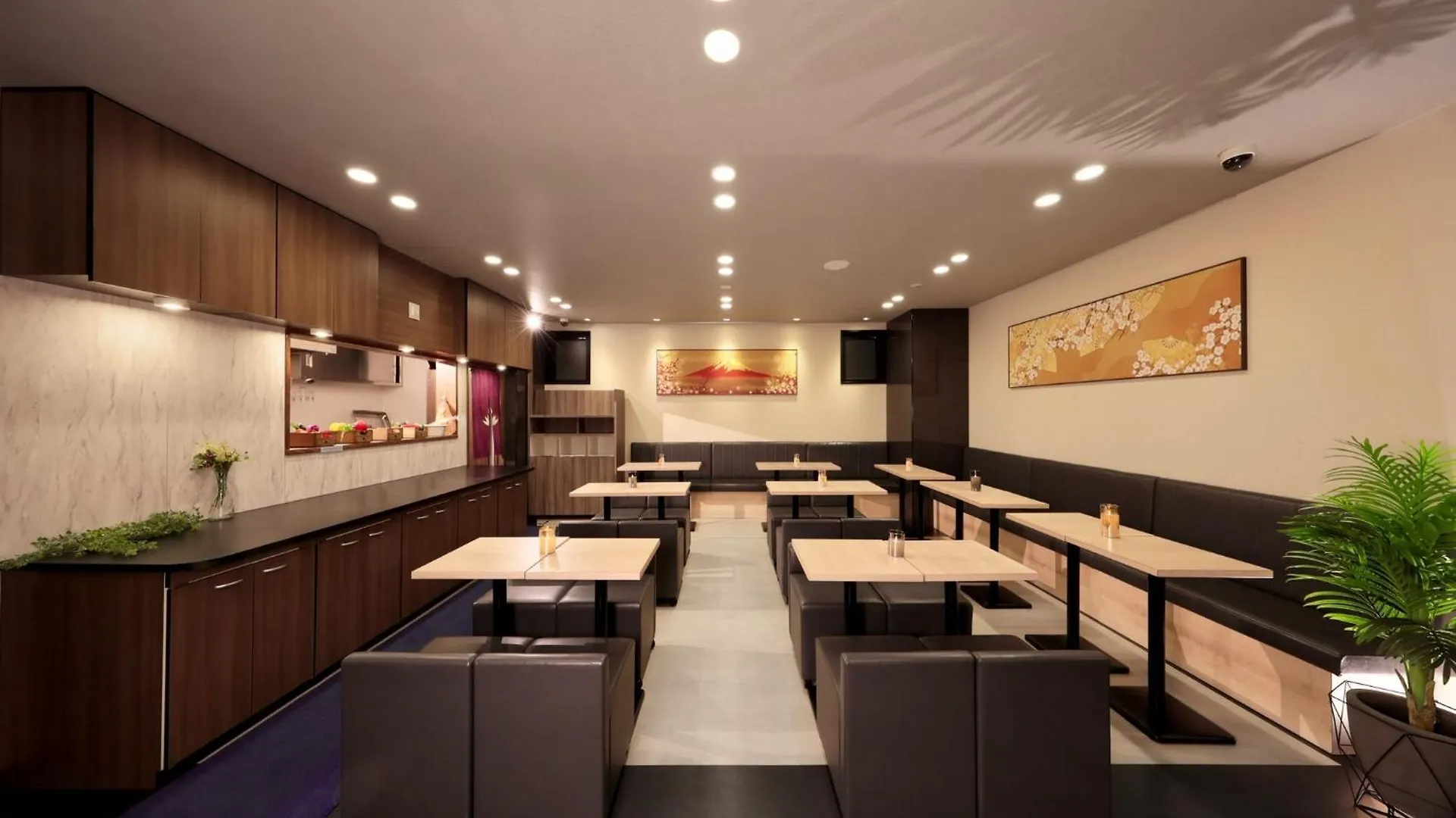 Shinsaibashi-Higashi Crystal Hotel - Vacation Stay 05371V 大阪市 0*,  日本